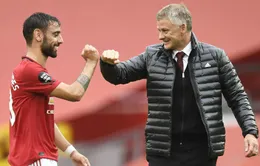 Fernandes lập kỷ lục, Man Utd tái lập kì tích thời Sir Alex