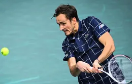 Daniil Medvedev lần đầu vào chung kết Paris Masters