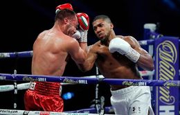 Anthony Joshua thắng knock-out Kubrat Pulev ở hiệp 9