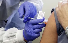 Pháp triển khai tiêm vaccine COVID-19 từ tháng 4/2021