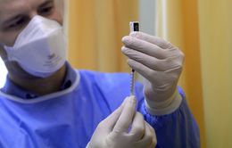 Tây Ban Nha lập danh sách người từ chối tiêm vaccine COVID-19