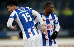 Văn Hậu dự bị, SC Heerenveen dừng bước ở tứ kết cúp quốc gia Hà Lan