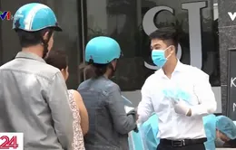 TP.HCM: Phát khẩu trang miễn phí trước dịch virus Corona mới