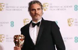 Nhận giải BAFTA, Joaquin Phoenix chỉ trích ngành điện ảnh phân biệt chủng tộc