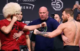 Khabib Nurmagomedov tiếp tục từ chối thượng đài với Conor McGregor