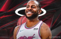 Andre Iguodala chính thức rời khỏi Memphis Grizzlies