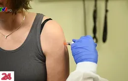 Người đầu tiên thử nghiệm vaccine ngừa virus gây COVID-19 tại Mỹ