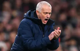 "Mourinho chẳng đoái hoài tới cầu thủ trẻ"