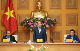 Ứng phó dịch COVID-19: Thủ tướng chỉ thị cấp bách tháo gỡ khó khăn sản xuất kinh doanh, bảo đảm an sinh xã hội