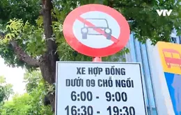 Hà Nội tạm dỡ bỏ biển cấm taxi, xe hợp đồng trên 10 tuyến phố