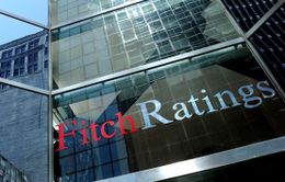 Fitch hạ bậc tín nhiệm của Italy xuống BBB-