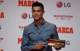 Vượt mặt Messi, Ronaldo là cầu thủ hay nhất mọi thời đại