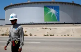 Lợi nhuận của Saudi Aramco sụt giảm 25% do giá dầu lao dốc