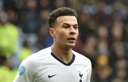 Dele Alli vắng mặt trong trận đấu với Manchester United