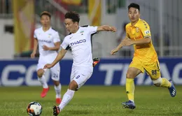 ẢNH: Hoàng Anh Gia Lai thắng tối thiểu DNH Nam Định (Vòng 4 V.League 2020)