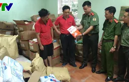 Triệt phá tổng kho phụ gia, nguyên liệu nhập lậu sản xuất bim bim cực "khủng" ở Hà Nội
