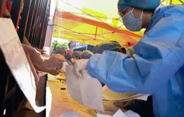 Thành phố Bắc Kinh yêu cầu xét nghiệm COVID-19 cho toàn bộ bệnh nhân bị sốt