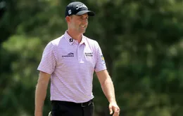 Vòng 2 giải golf RBC Heritage: Thi đấu ổn định, Webb Simpson vươn lên dẫn đầu