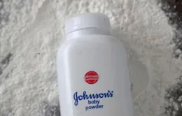 Johnson&Johnson bồi thường tiền tỷ do sản phẩm chứa chất gây ung thư