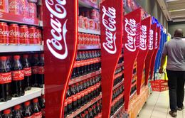Coca-Cola tạm dừng quảng cáo trên tất cả nền tảng truyền thông mạng xã hội