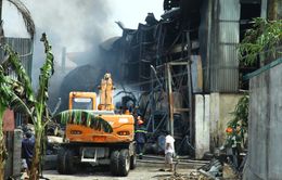 Rõ nguyên nhân ban đầu vụ cháy tại xưởng hóa chất ở Long Biên