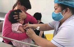 Tiêm vaccine ngừa bạch hầu miễn phí cho trẻ dưới 7 tuổi