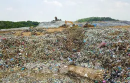 Bãi rác Nam Sơn hoạt động trở lại