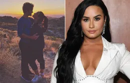 Choáng với nhẫn đính hôn trị giá 500.000 USD của Demi Lovato