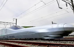 Nhật Bản ra mắt tàu cao tốc Shinkansen mới phá kỷ lục về tốc độ