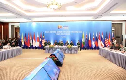 Bộ trưởng Bộ Quốc phòng: Đại dịch COVID-19 là thách thức an ninh phi truyền thống vô cùng lớn