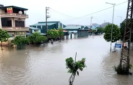 Lũ cuồn cuộn ở Điện Biên, ngập lụt nhiều nơi vì mưa dông lớn tại Bắc Bộ