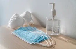 3 người Việt lừa bán nước rửa tay khô cho 7.000 người ở Mỹ, chiếm đoạt gần 1 triệu USD