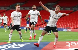 Fulham thắng kịch tính Brentford trong trận cầu 100 triệu bảng