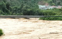 Người dân huyện biên giới Tây Giang bị cô lập sau bão số 5