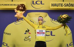 Tour de France 2020: Tadej Pogacar giành áo vàng từ Primoz Roglic