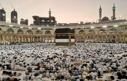 Saudi Arabia nối lại lễ hành hương Umrah đến thánh địa Mecca và Medina