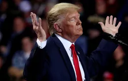 Ông Trump tụt 77 bậc về độ giàu có