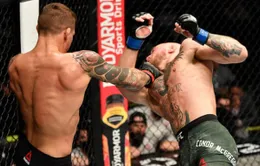 McGregor bị hạ knock-out chóng vánh trong ngày tái xuất