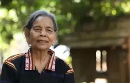 Nữ già làng một lòng vì nhân dân