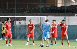 ĐT Việt Nam tập buổi đầu tiên tại Muscat, đạt trạng thái tinh thần tốt