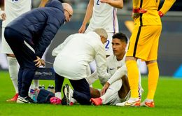 Varane chấn thương, Man Utd khủng hoảng hàng thủ