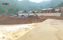 Mưa lũ ở miền núi Quảng Nam, nhiều tuyến đường bị chia cắt