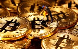 Bitcoin lao dốc mạnh, thị trường tiền số rực đỏ