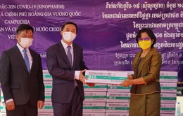 Campuchia trao tặng 200.000 liều vaccine cho Việt Nam