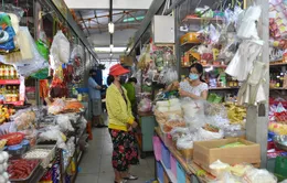 Giá thực phẩm tại chợ TP Hồ Chí Minh giảm, sức mua vẫn chậm