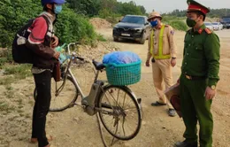 Đạp xe 2.000km từ An Giang đến Tuyên Quang... tìm việc làm