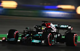 Lewis Hamilton sẽ xuất phát đầu tiên ở GP Qatar