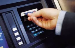 Thẻ từ ATM bị “khai tử” sau 31/12, khách hàng cần lưu ý gì?