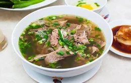 Hà Nội khẩn tìm người đến quán phở, chợ, bưu cục