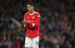 Man Utd mất Varane trước trận đấu với Man City